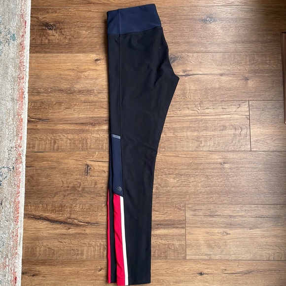 MPG Women’s Full Length Leggings - Picture 2 of 4